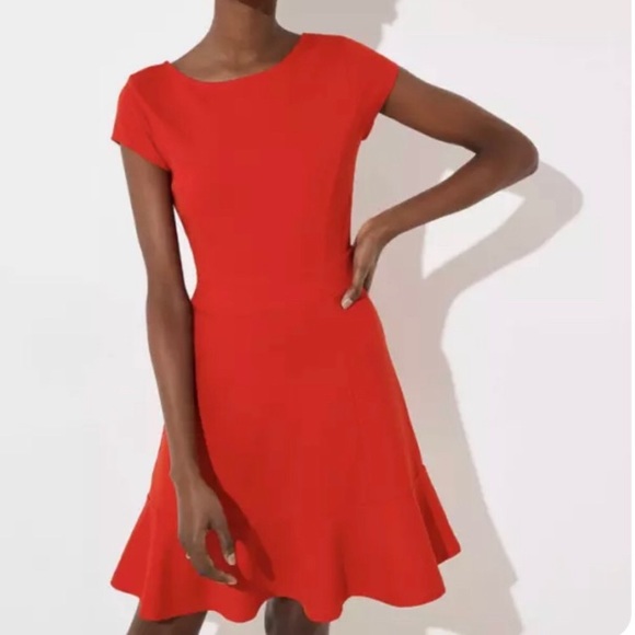 LOFT Dresses & Skirts - NWT 🥀 LOFT 🥀 Red Short Sleeve Flounce Dress - 2